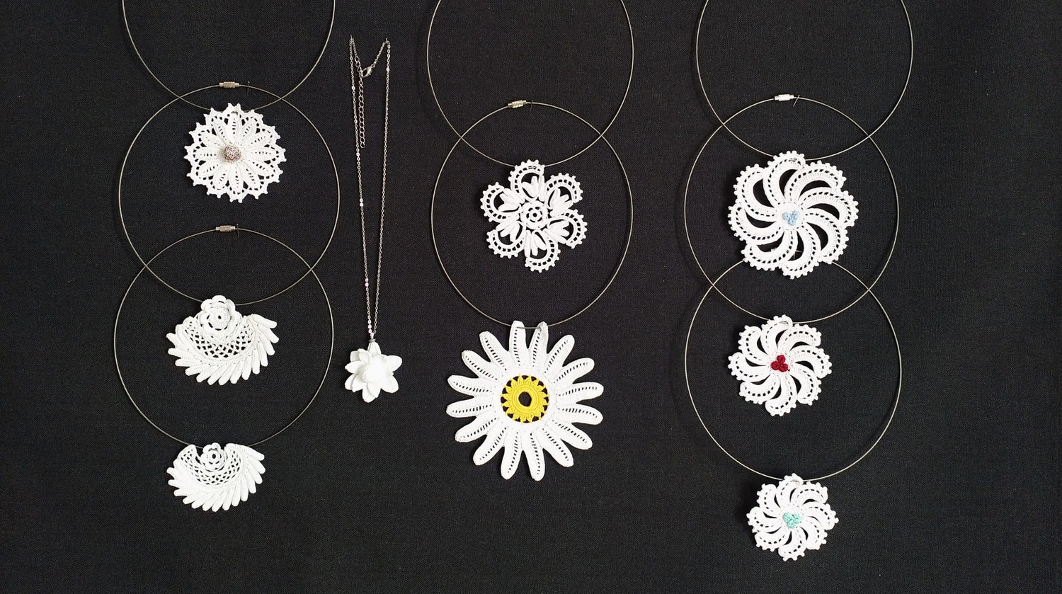 Colliers et pendentifs